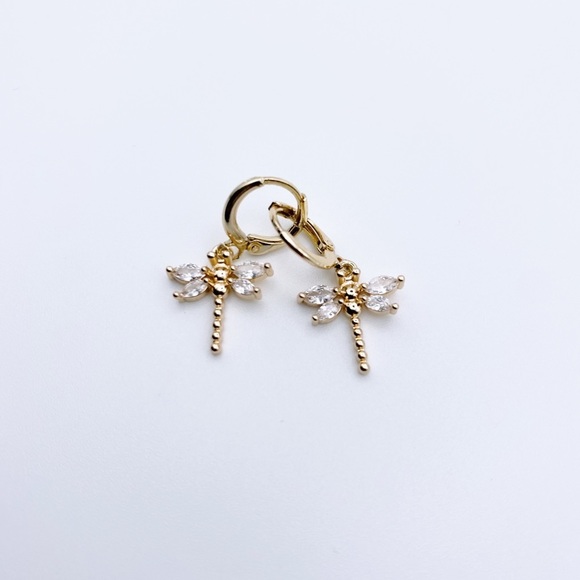 PETITE Liberfly Hoops - Picture 1 of 6